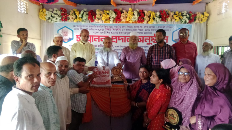 গোয়াইনঘাটে দুই শিক্ষকের রাজকীয় বিদায়।