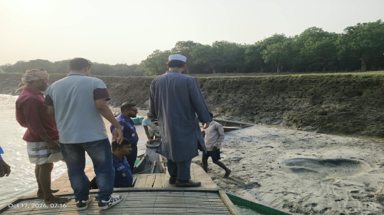 গোয়াইনঘাটে অবৈধ বালু উত্তোলনবিরোধী অভিযান, ৪ মেশিন ধ্বংস, জর